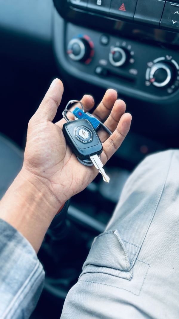Serrurier automobile à Grenoble : dépannage rapide et efficace